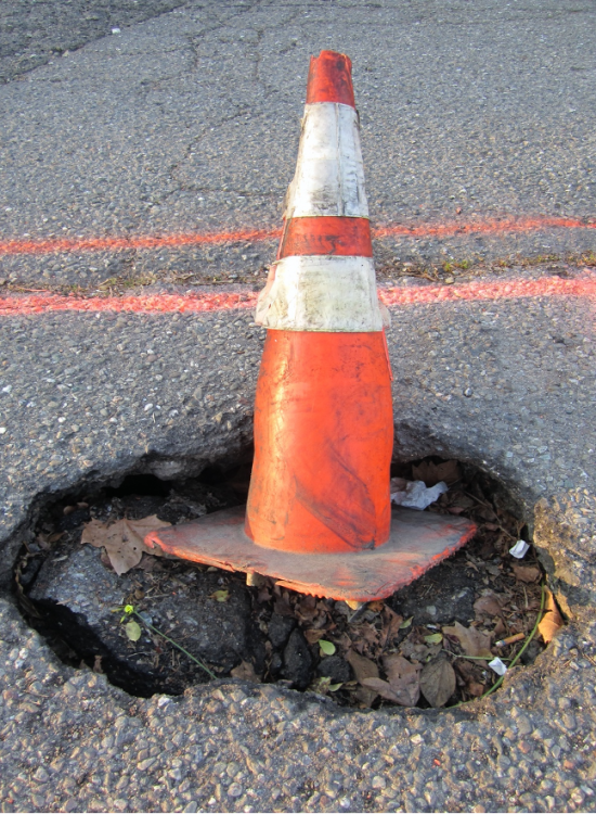 Campus to Fill in Potholes Over the Weekend